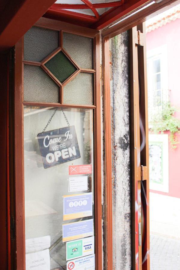 Alface Hall Hostel & Bar ลิสบอน ภายนอก รูปภาพ