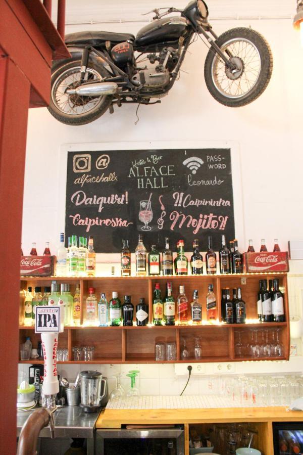Alface Hall Hostel & Bar ลิสบอน ภายนอก รูปภาพ